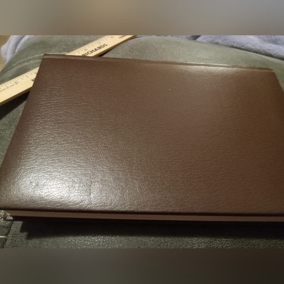 1983 Faux Leather Hardcover Law of the Desert Born by Louis L'Amour - Picture 5 of 16